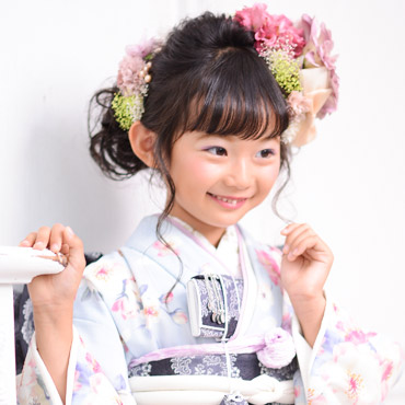 7歳の七五三におすすめの大人可愛いふんわりアップ