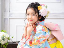 7歳七五三にオススメのサイドシニヨン