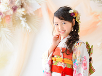 7歳女の子の七五三におすすめの髪型三つ編みサイドダウン
